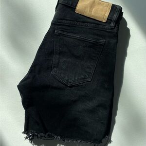 Buck Mason reworded black mom shorts